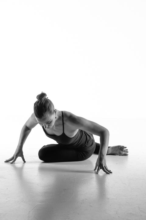 Emily Seymour yoga pose immunity boosting tips